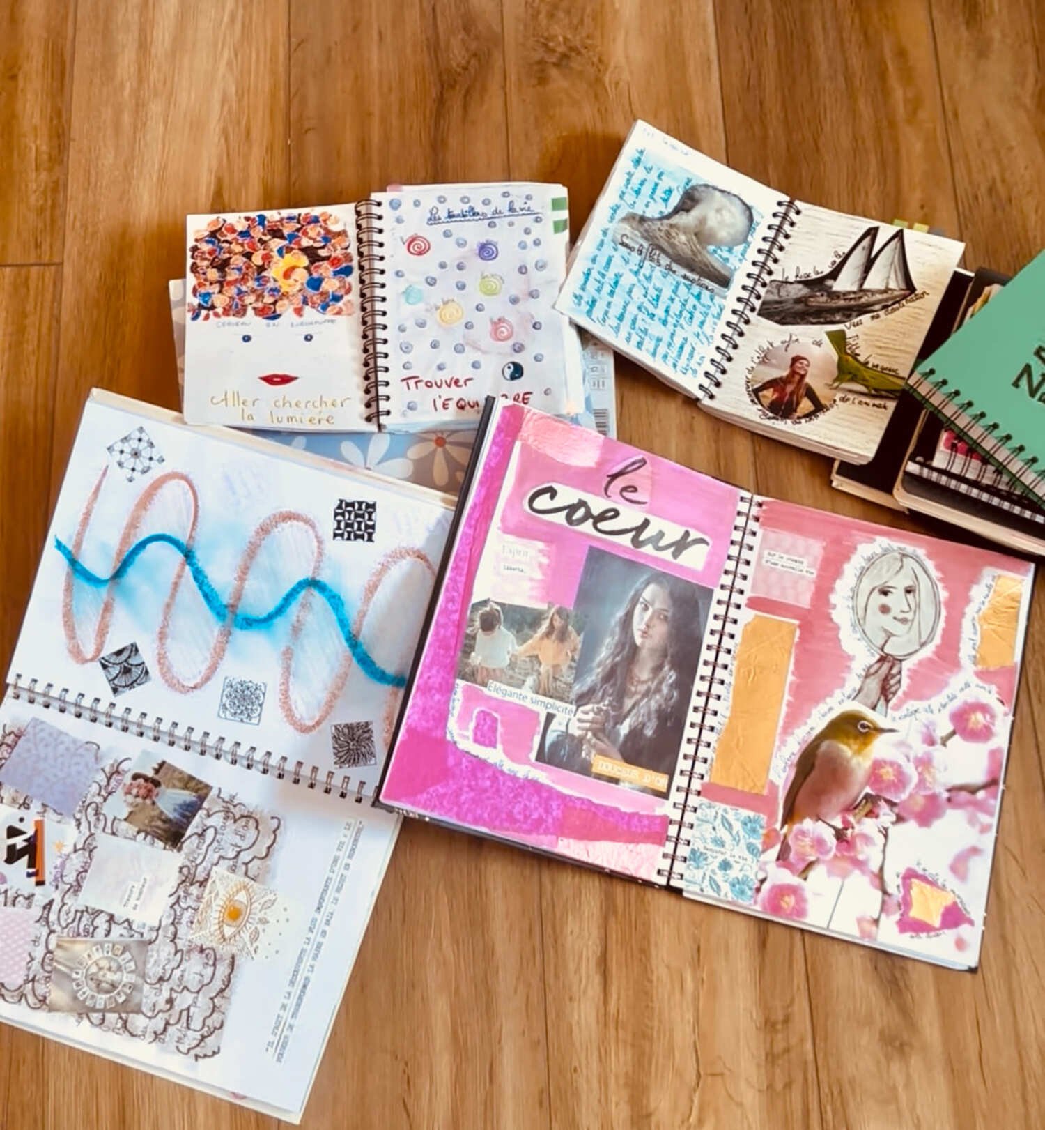 Cahiers d'art thérapie au sol